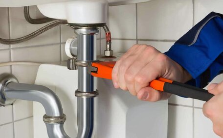 Pays Emergency Plumbing Rental Property?